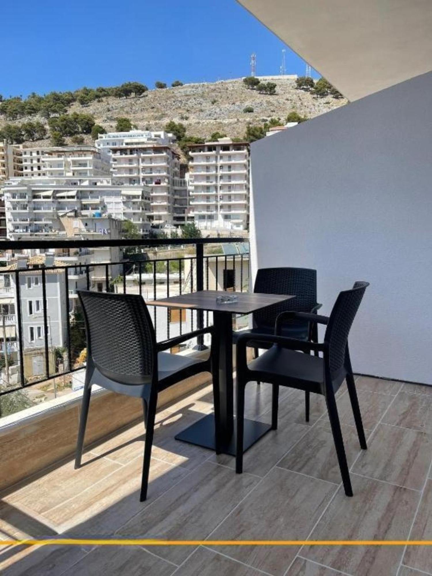 Flori Apartments Sarande Exterior photo